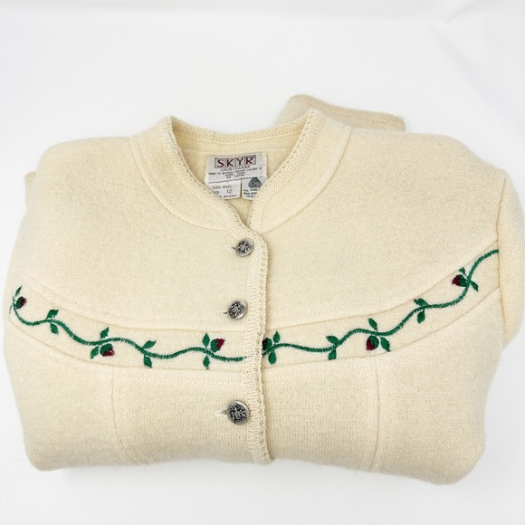 Skyr Sweaters - Vintage SKYR 100% Wool Embroidered Cardigan Sweater size 12